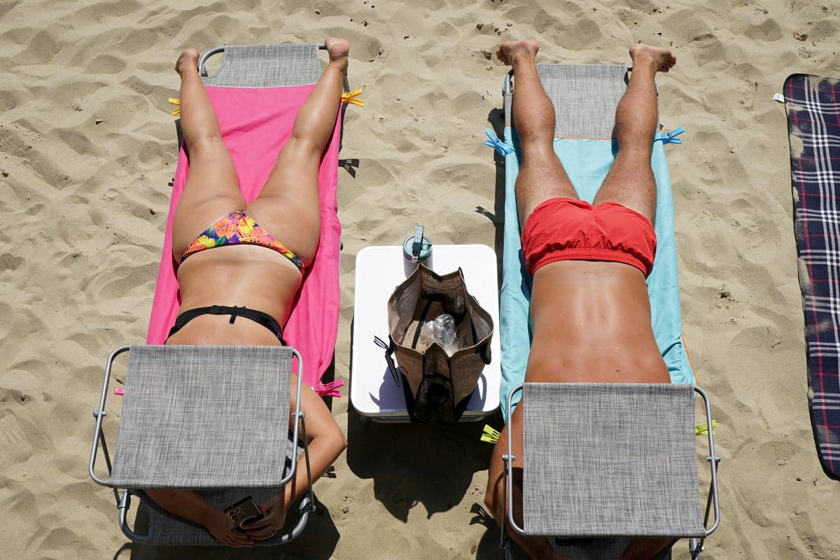 UK Prepares for Heatwaves After Storm Floris Disruption