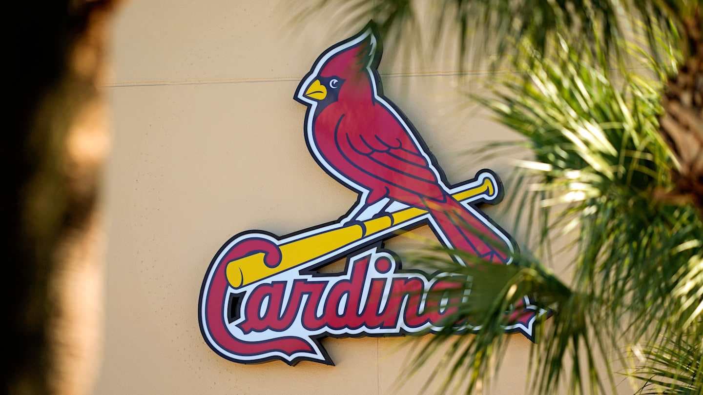 Cuban Infielder Cesar Prieto Joins Cardinals' Roster in Surprise Promotion