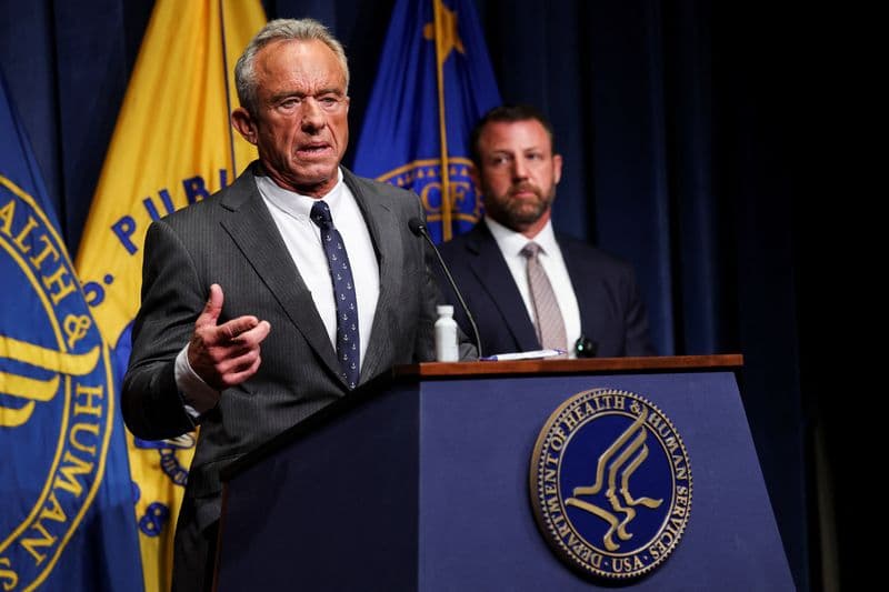 Hundreds of Health Workers Demand Safety Assurances from HHS Secretary