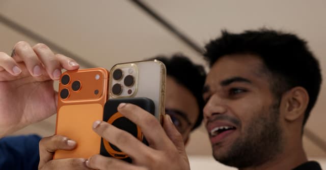 Apple Lobbies India to Modify Tax Law, Seeks Expansion Boost