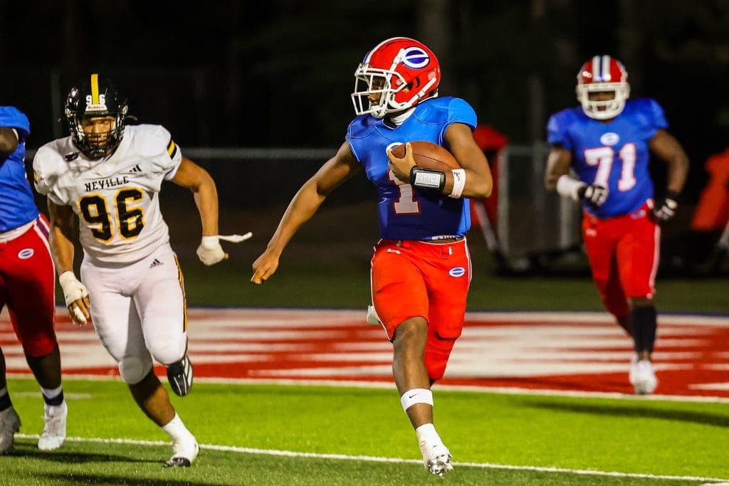 Sooners Surge Ahead in Race to Land Elite 2024 Quarterback