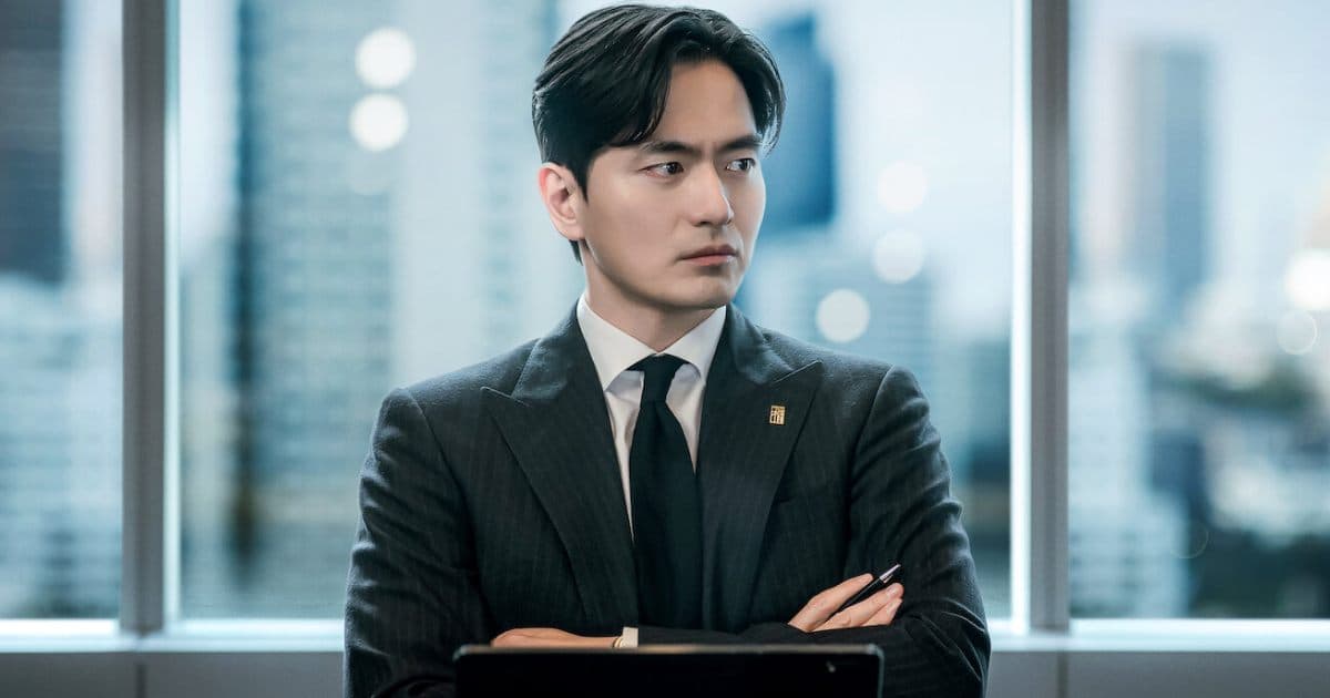 Squid Game Star Leads Netflix's Newest Korean Legal Drama Sensation