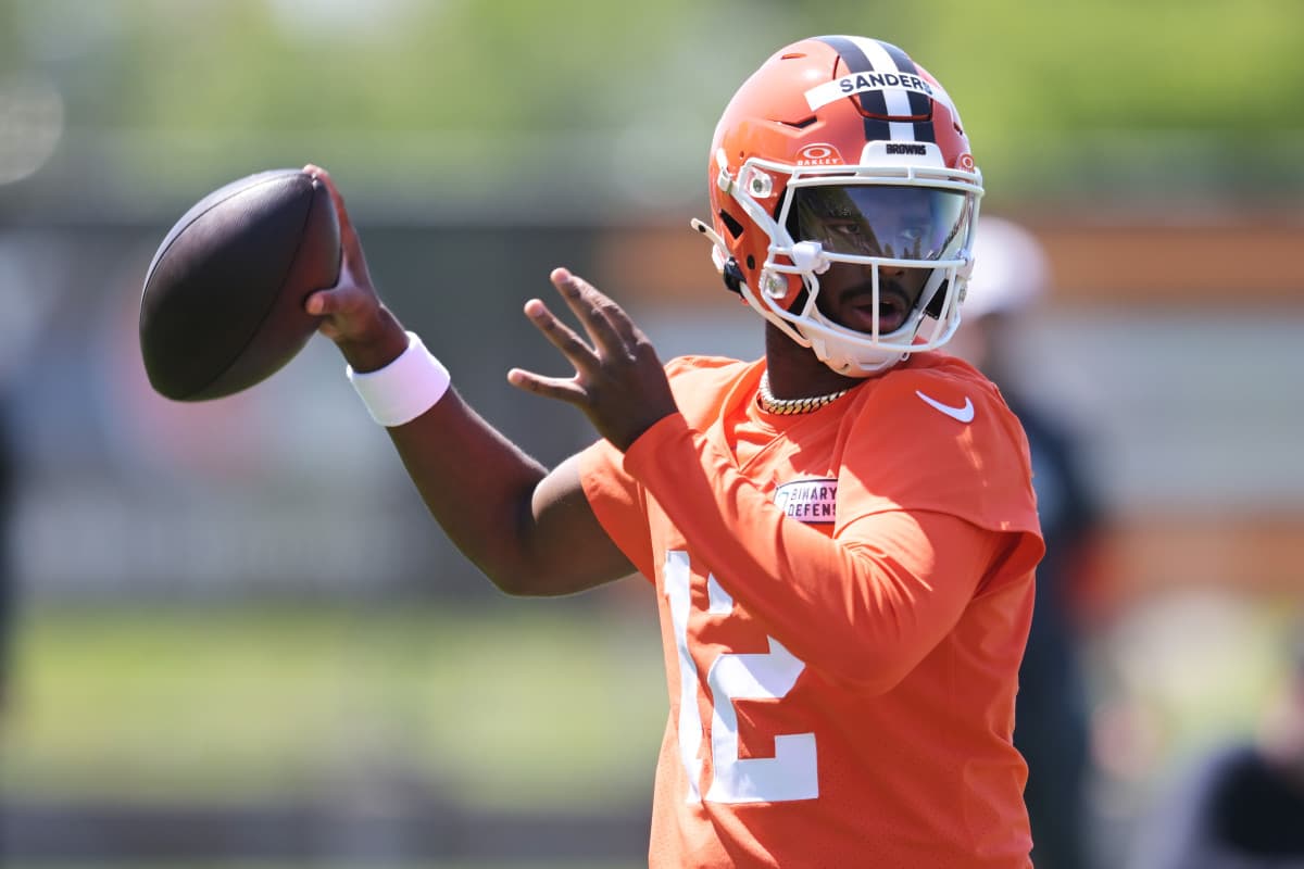 Browns' QB Carousel Intensifies as Sanders Sidelined with Arm Soreness