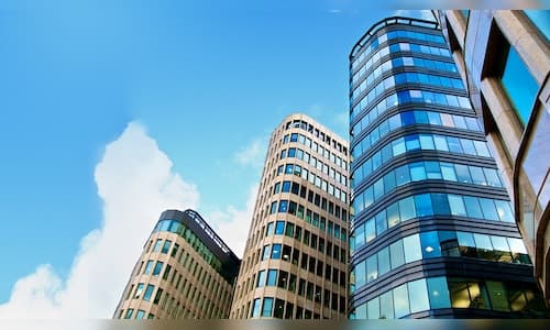 India's Real Estate Sector Weathers Seasonal Slowdown, Experts Optimistic