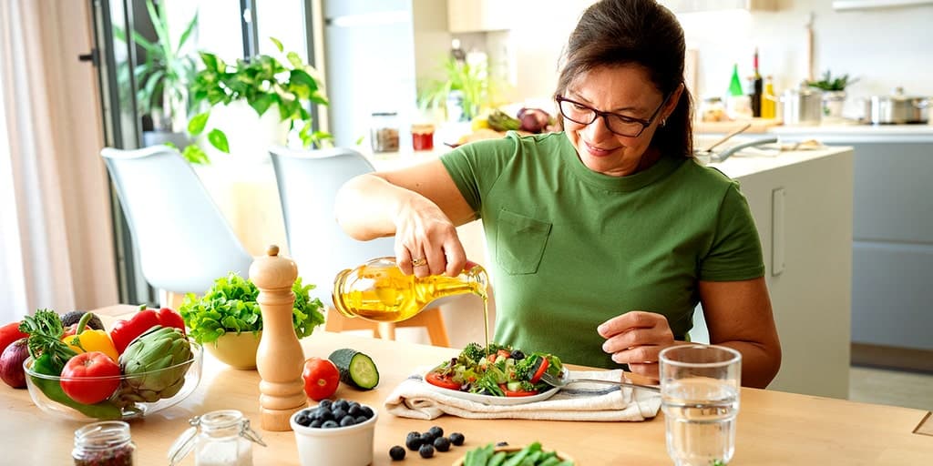Mediterranean Diet and Lifestyle Changes Cut Diabetes Risk by 31%