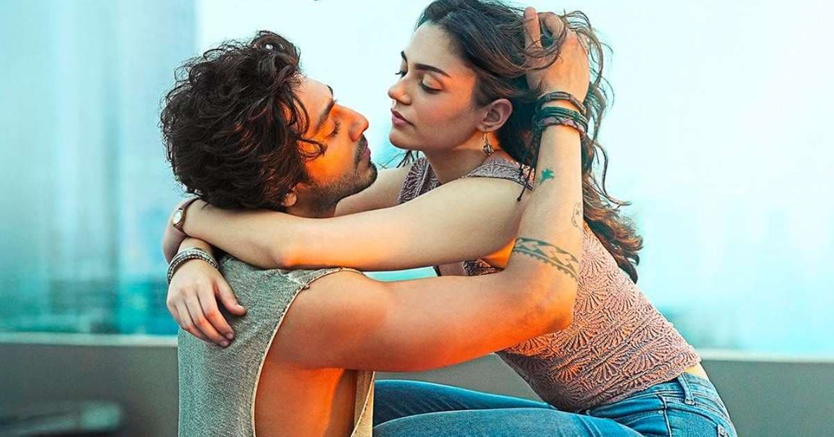 Bollywood Blockbuster "Saiyaara" Hits Triple Century in Just 9 Days