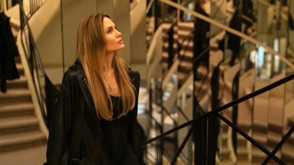 Angelina Jolie Faces Breast Cancer Amid Paris Fashion Week Drama