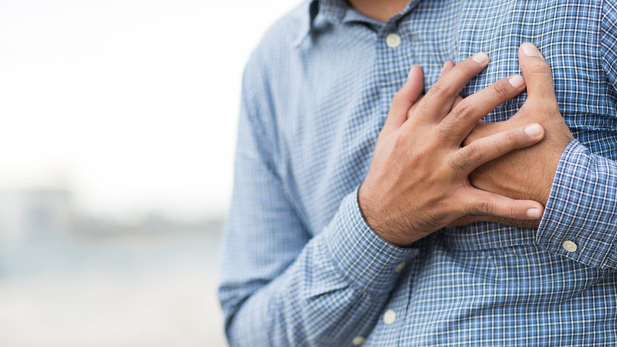 Widely Prescribed Painkiller Linked to 48% Higher Heart Failure Risk