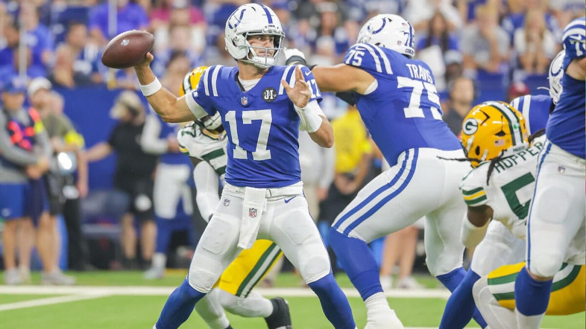 Colts' QB Battle Heats Up as Richardson and Jones Duel in Preseason Clash