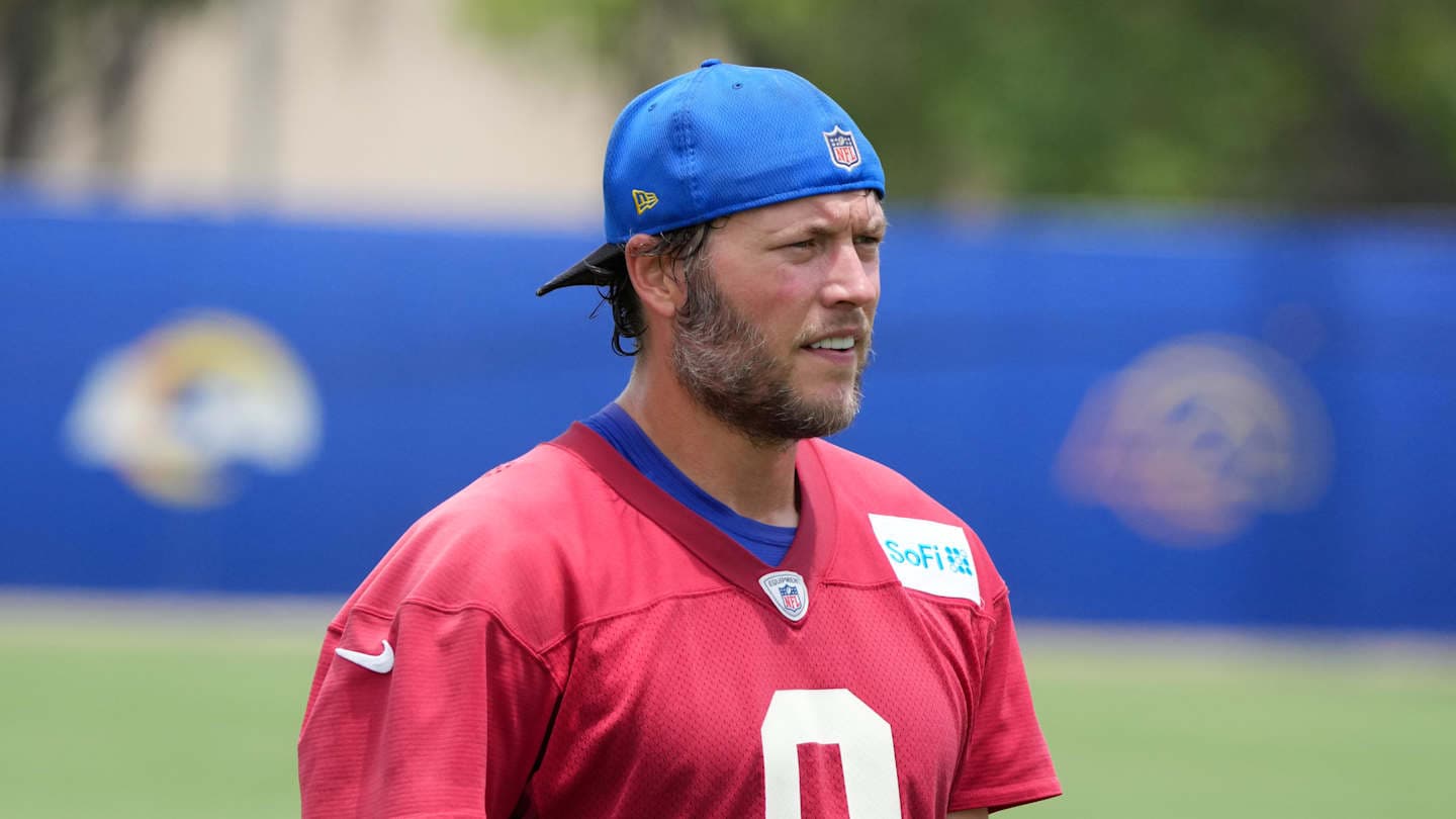 Rams QB Stafford Battles Back Injury, Determined to Play