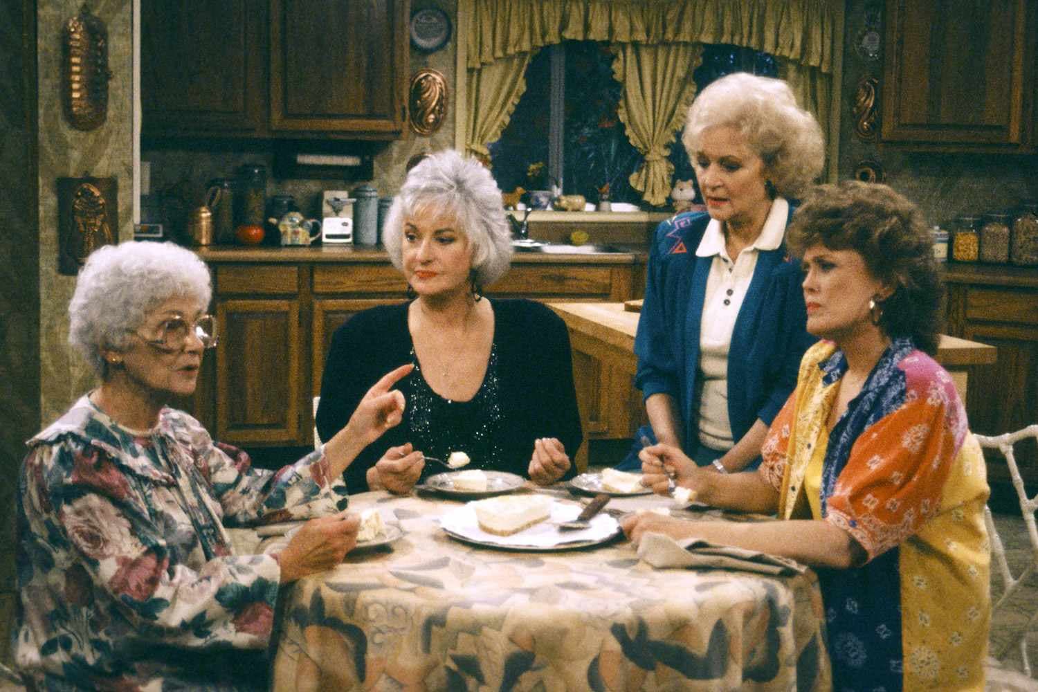 Grocery Store Worker Shaped The Golden Girls' Iconic Cheesecake
