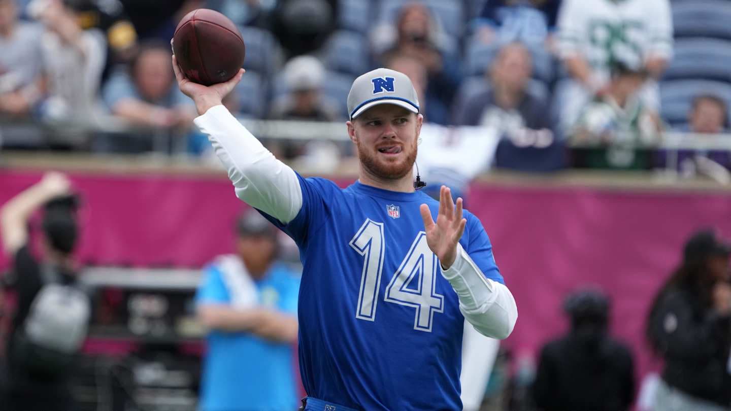 Seahawks Gamble on Darnold, Leaving Geno Smith's Success Behind