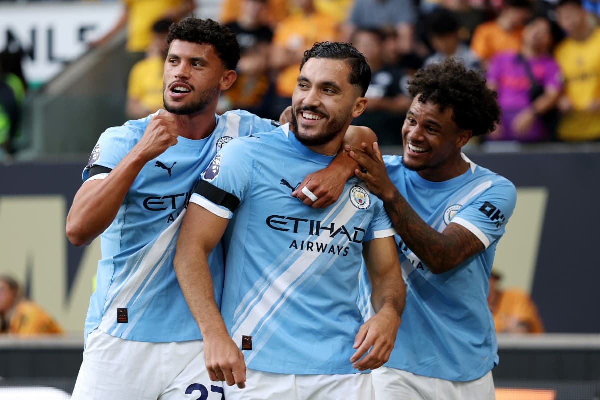 City Cruise to 4-0 Win Over Wolves in Season Opener