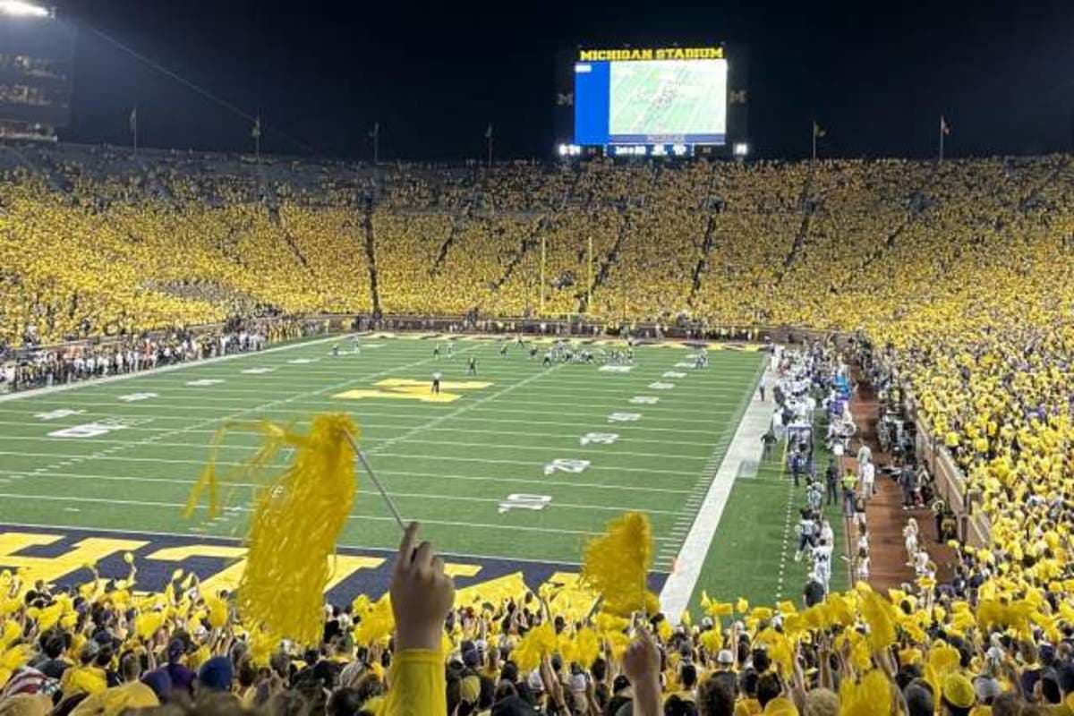 Top 2027 Safety Recruit to Attend Michigan-Ohio State Showdown