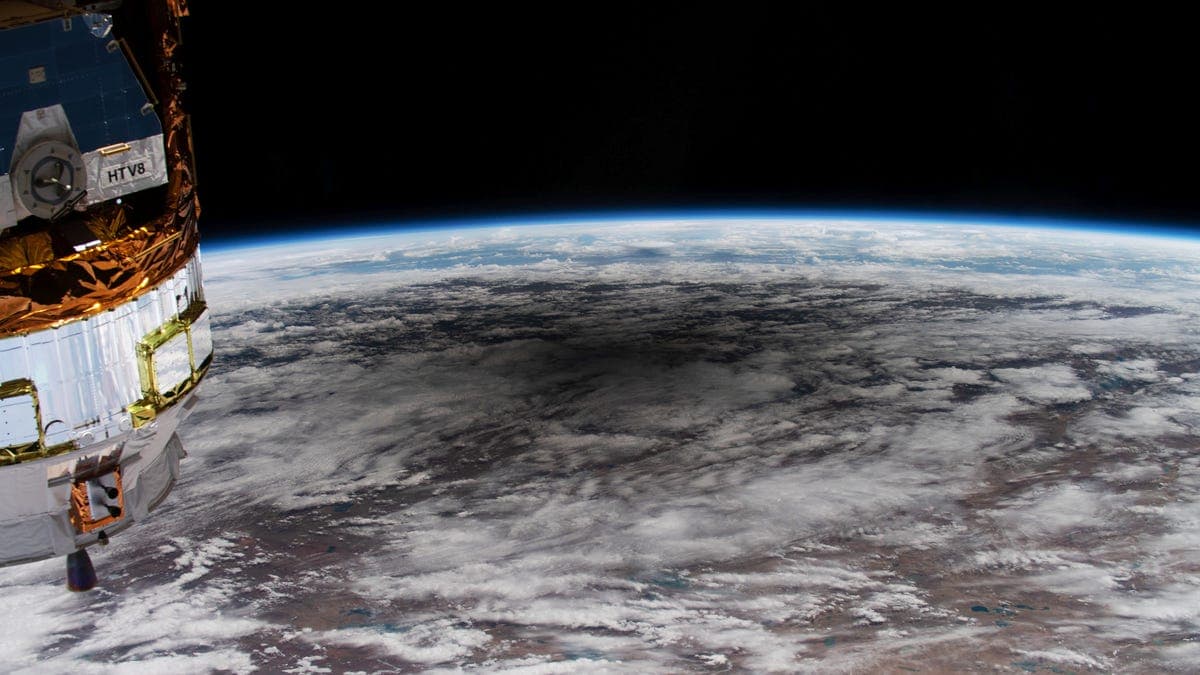 Earth's Rotation Speeds Up, Shortening Days in 2025