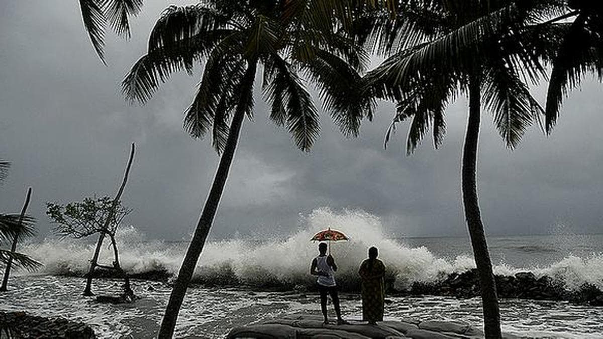 Coastal Communities Brace for Swell Wave Threat: NCSCM Proposes Evacuation Routes and Protective Measures
