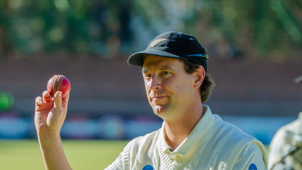 Black Caps Bowlers Dismantle Zimbabwe's Batting Order
