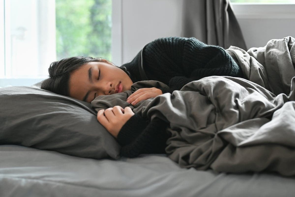 Healthy Habits Linked to Better Mental Wellbeing in Young Adults