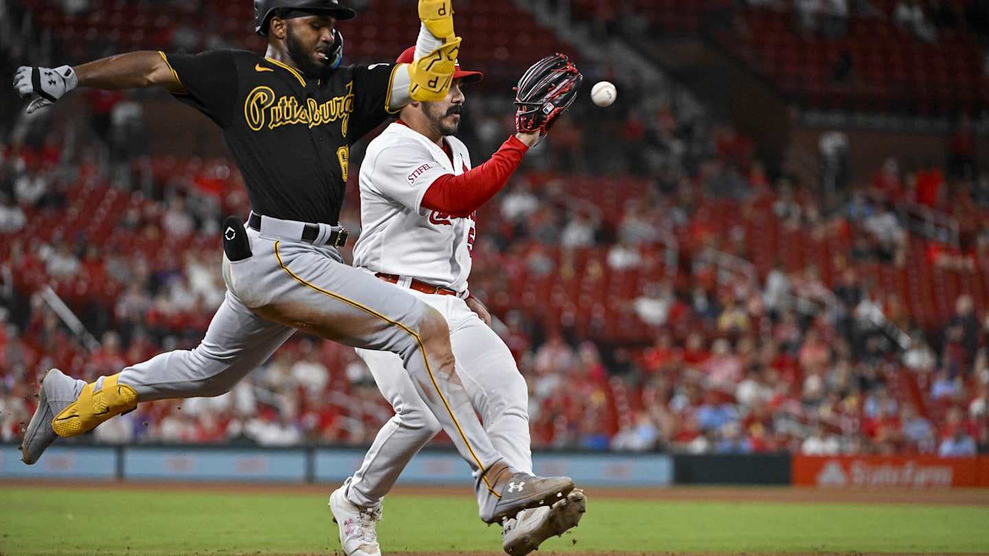 Padres Eyeing Cardinals' Lefty Reliever Romero to Bolster Bullpen