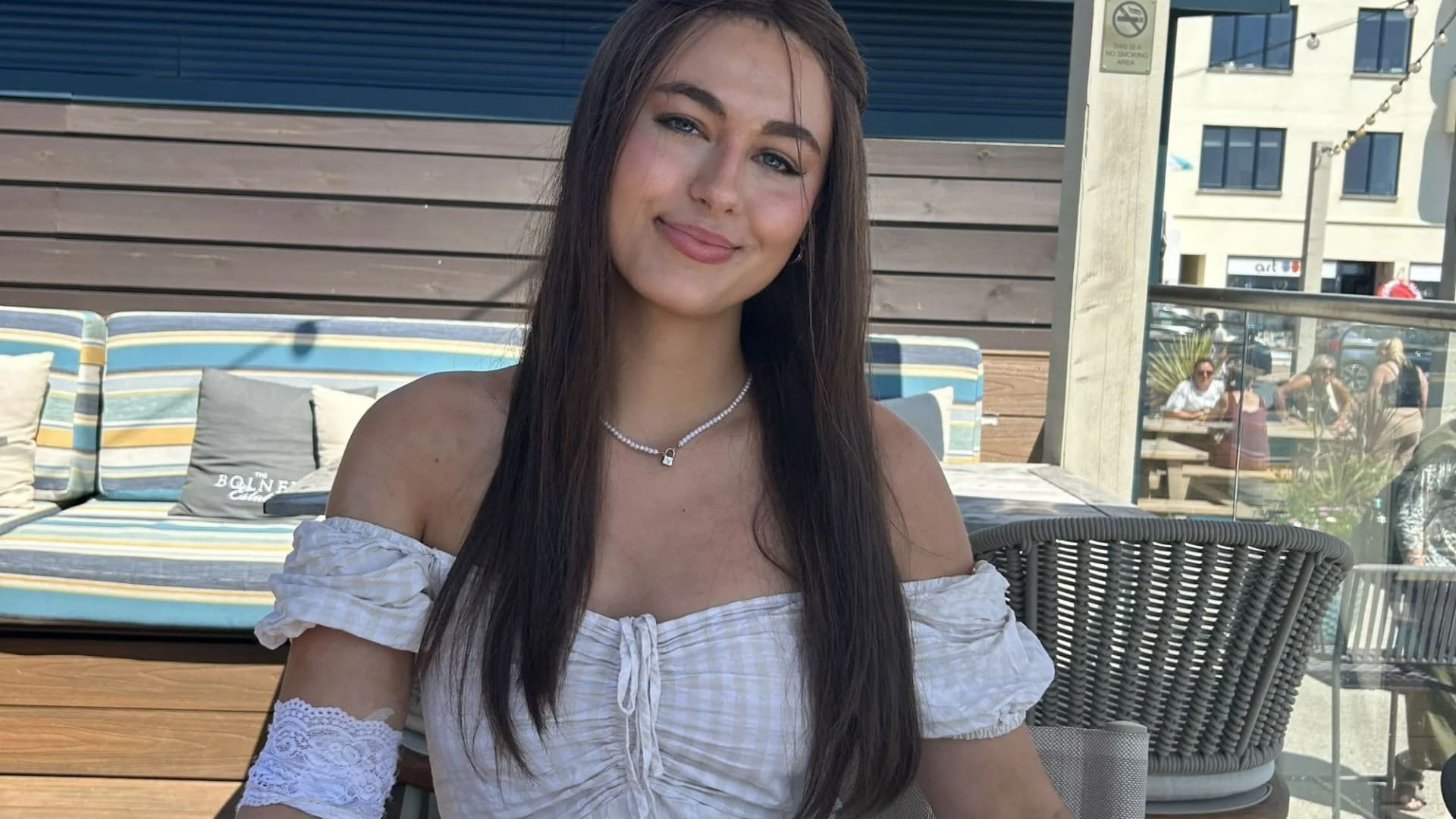 Fit 22-Year-Old's Missed Cancer Symptom Sparks Urgent Health Warning