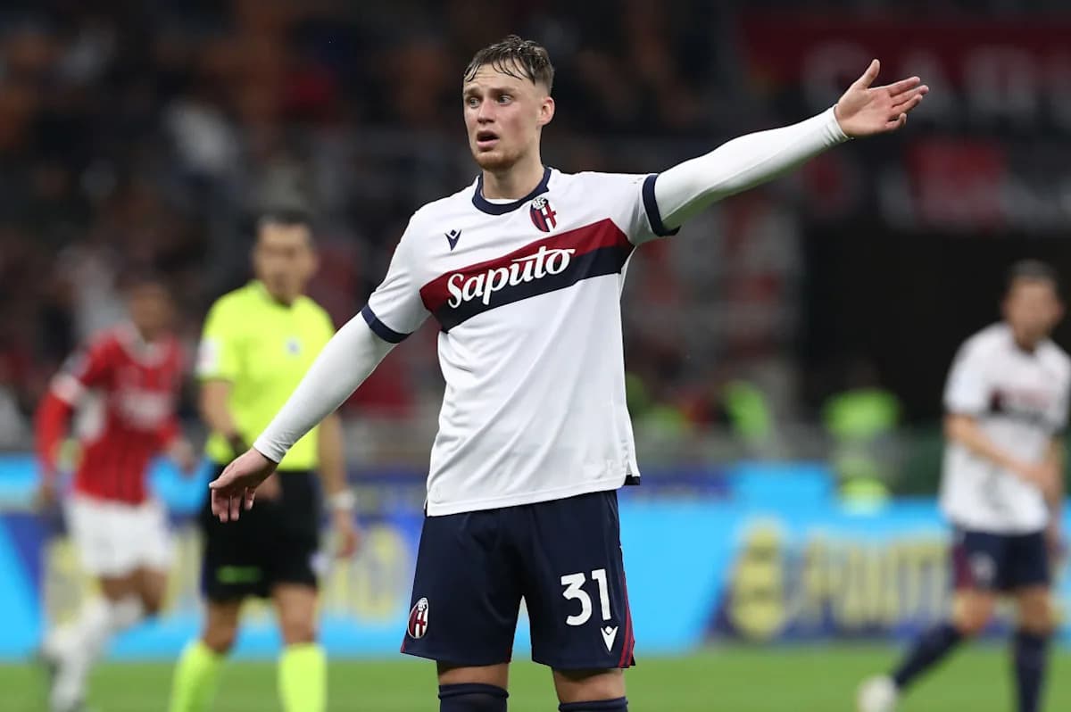 Napoli Finalizes Beukema Transfer as Dutch Defender Undergoes Medical Tests