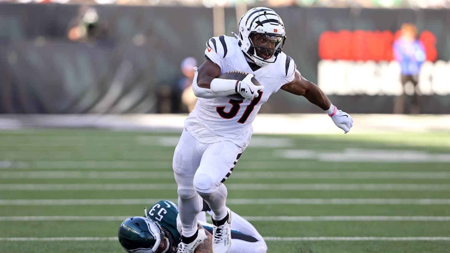 Bengals Release Veteran RB Zack Moss, Browns Emerge as Potential Suitor
