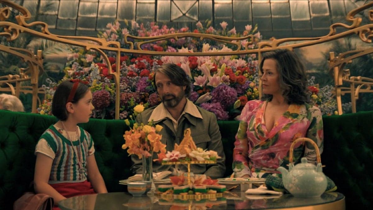 "Dust Bunny" Director Challenges "Wizard of Oz" Ending, Aims for Family-Friendly R-Rating