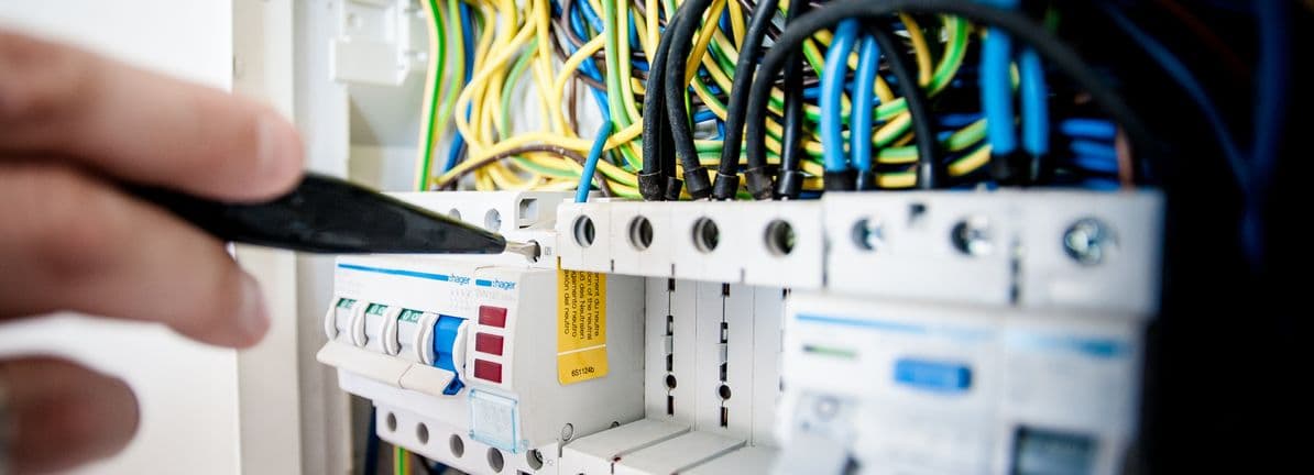 Supercomnet Technologies Berhad's 51% Share Price Plunge Puzzles Investors