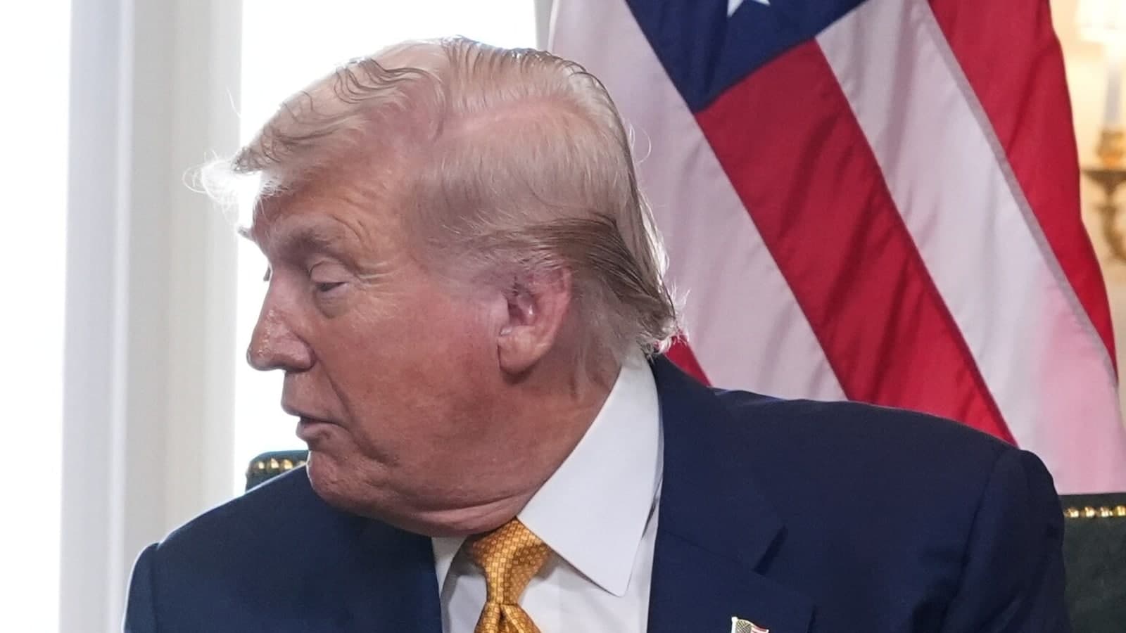 POTUS Spotted Dining with Cabinet Amid Health Concerns