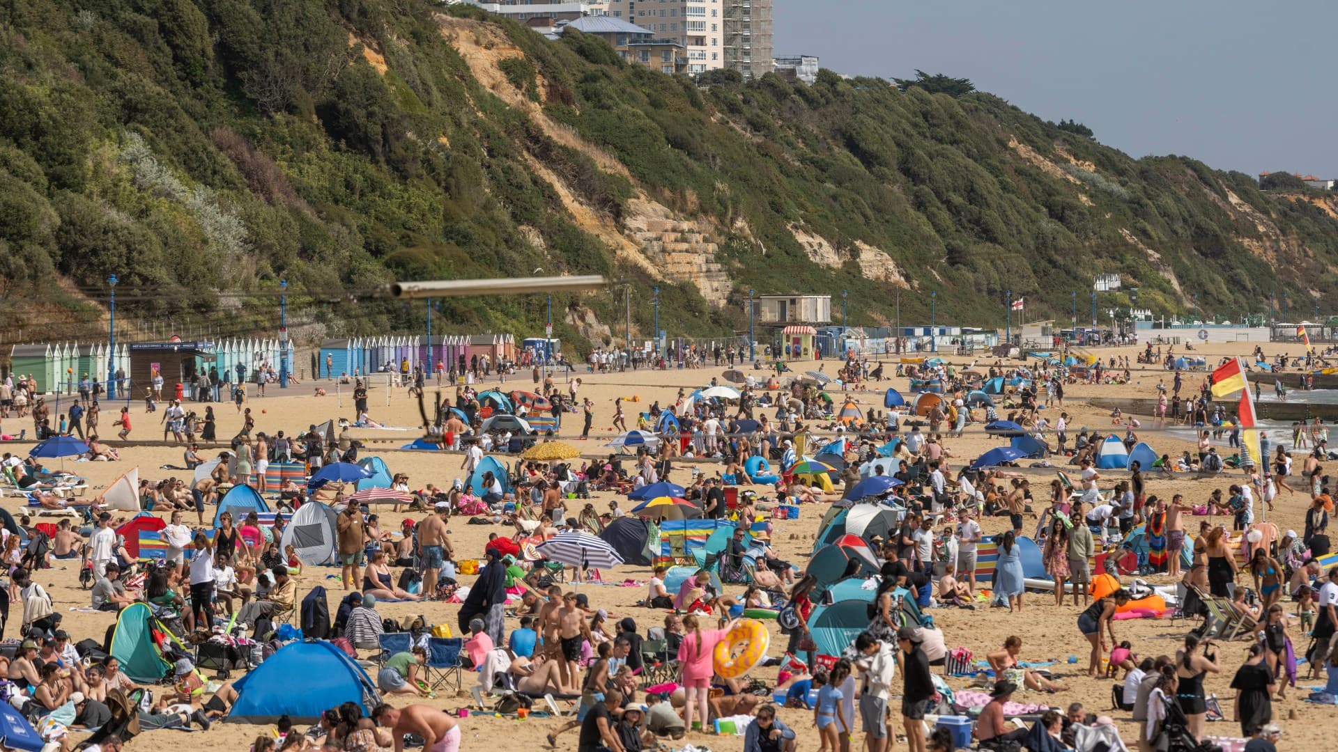 Brits Flock to Beaches for Bank Holiday Scorcher