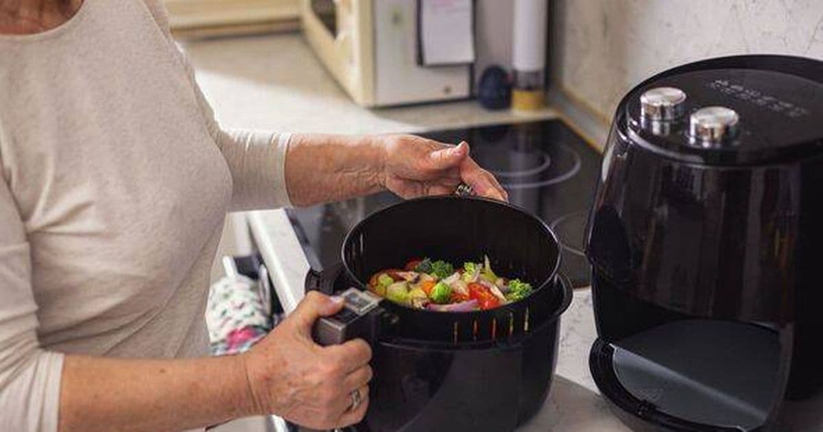 North Lincolnshire Council Offers Free Air Fryers to Pensioners to Cut Energy Costs