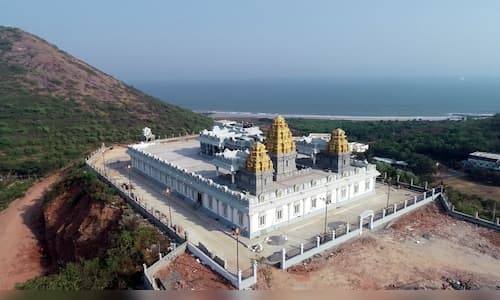 Hyderabad Couple Donate House, Chennai Firm Gifts 2.5 Crore in Gold to Tirumala Temple