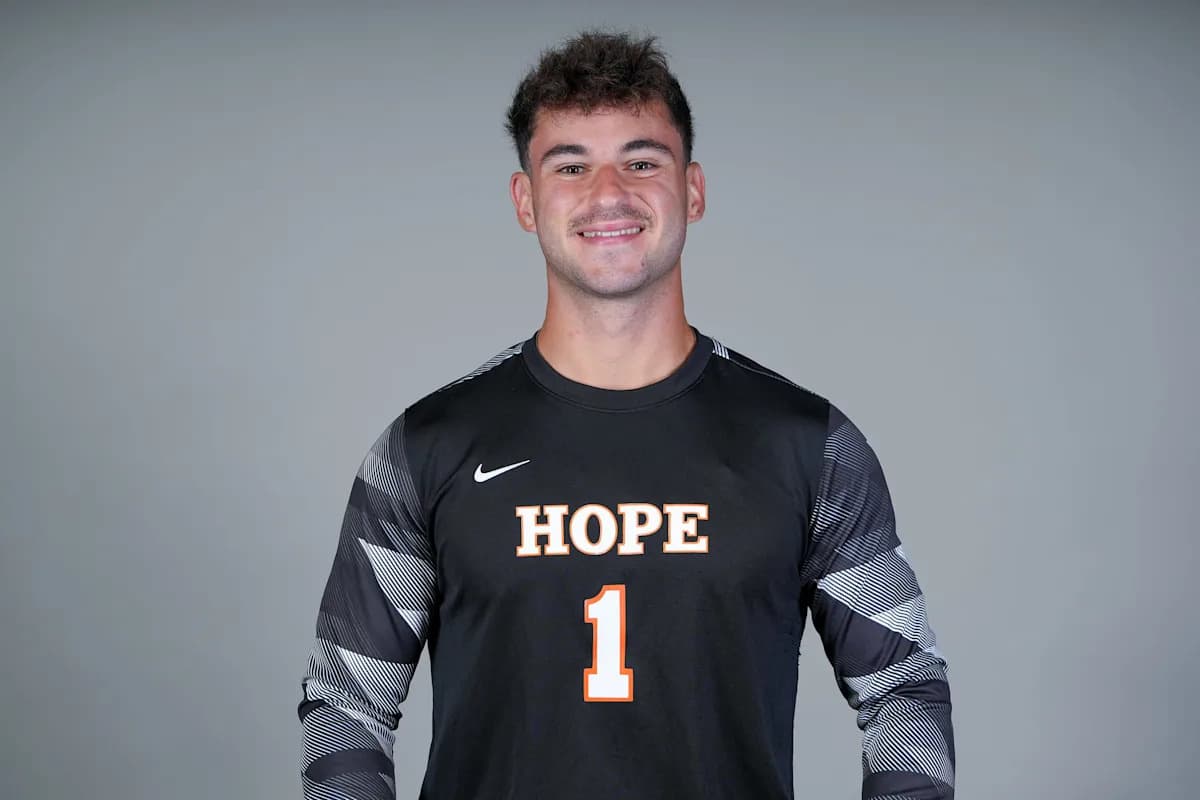 Hope College Goalkeeper Earns Prestigious MIAA Scholar-Athlete Award