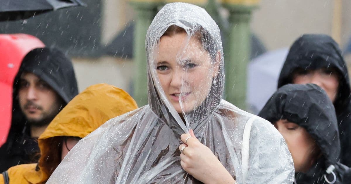 Autumn Arrives Early as UK Braces for Hurricane Erin's Remnants