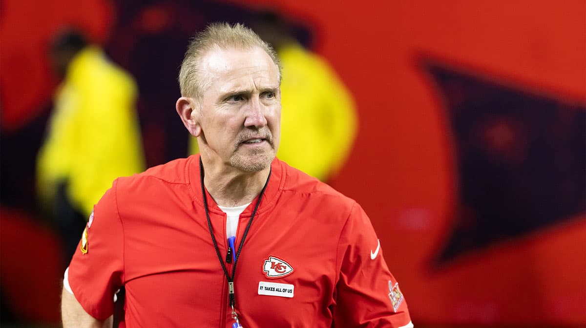 Chiefs Seek Defensive Redemption as Former Raiders Coach Joins Training Camp