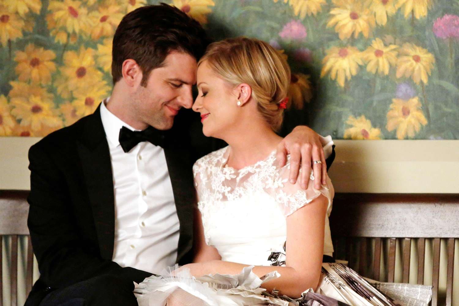 Parks and Rec Stars Recall Iconic On-Screen Romance