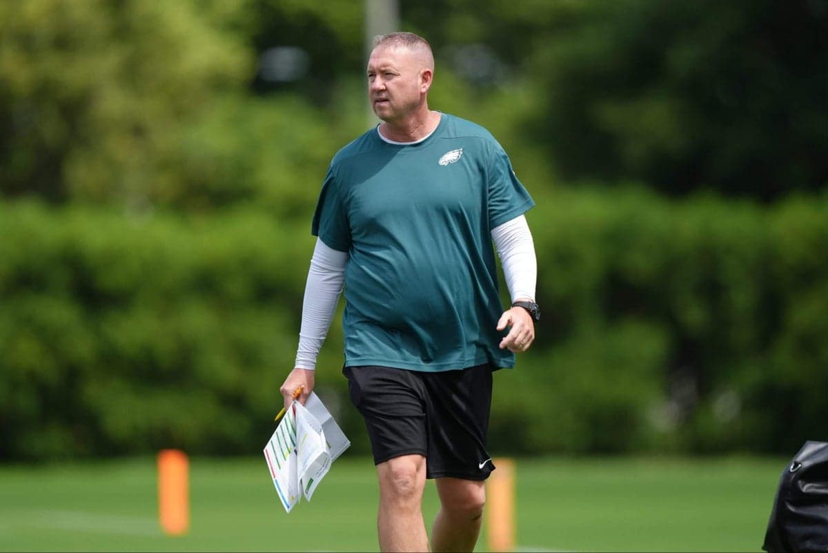 Veteran Coach Scot Loeffler Leaves Bowling Green for Eagles' Quarterback Duties