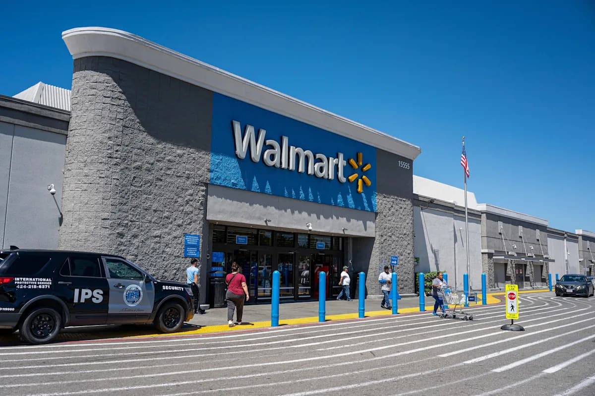 Walmart Absorbs Tariff Hikes to Keep Prices Low for Customers