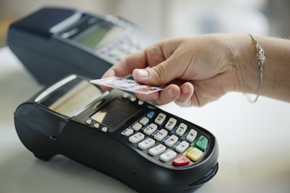 New Zealand Bans Surcharges on In-Store Card Payments