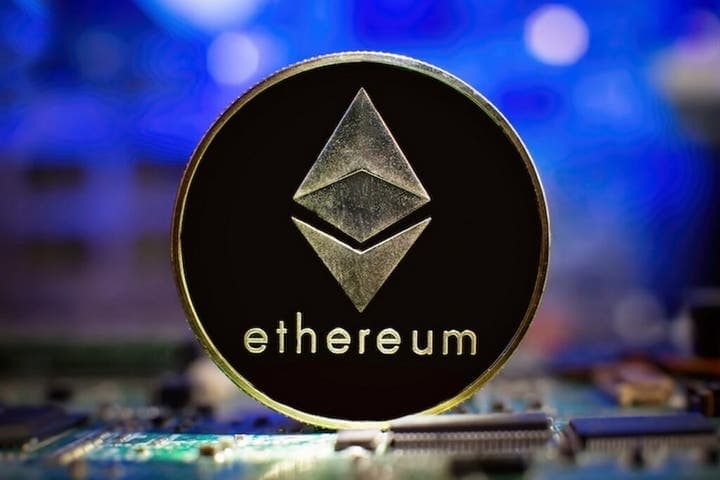 Crypto Pivot: Bitcoin Miner Becomes Ethereum Powerhouse