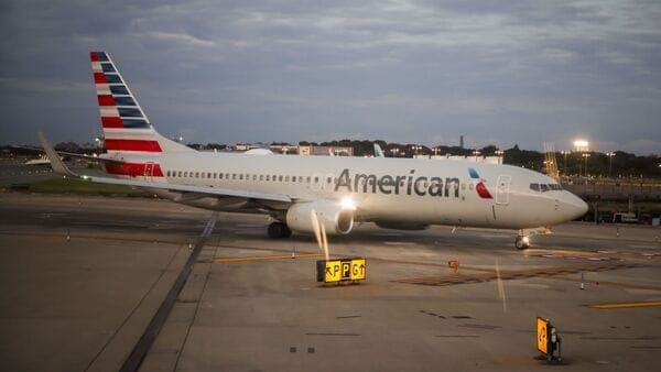 Mysterious Device Triggers Chaos on Phoenix-Bound Flight