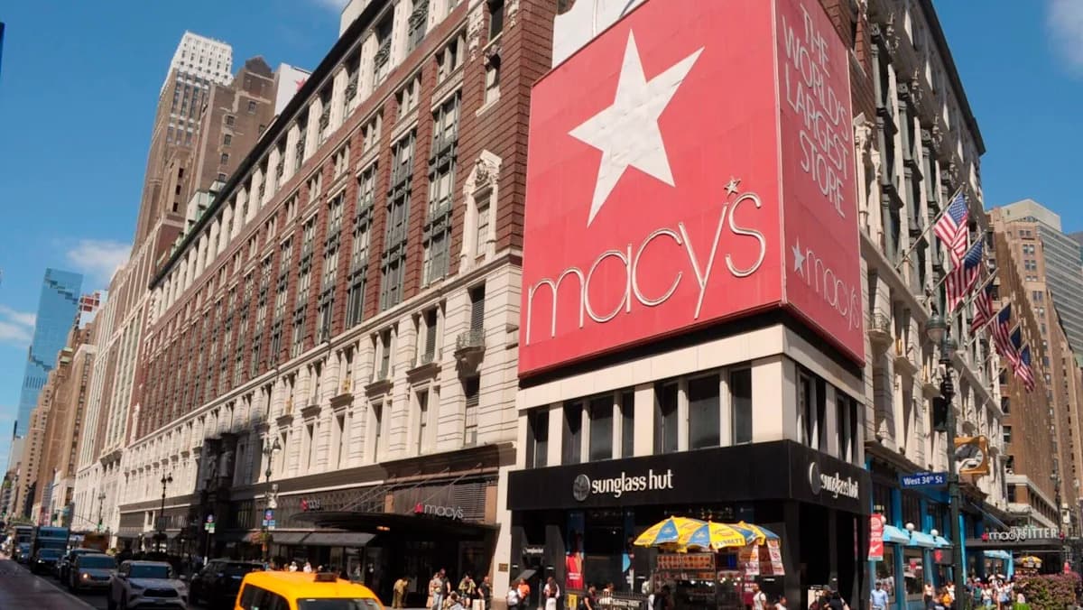 Macy's Flagship Sees Surprise Sales Surge Amid Retail Slump