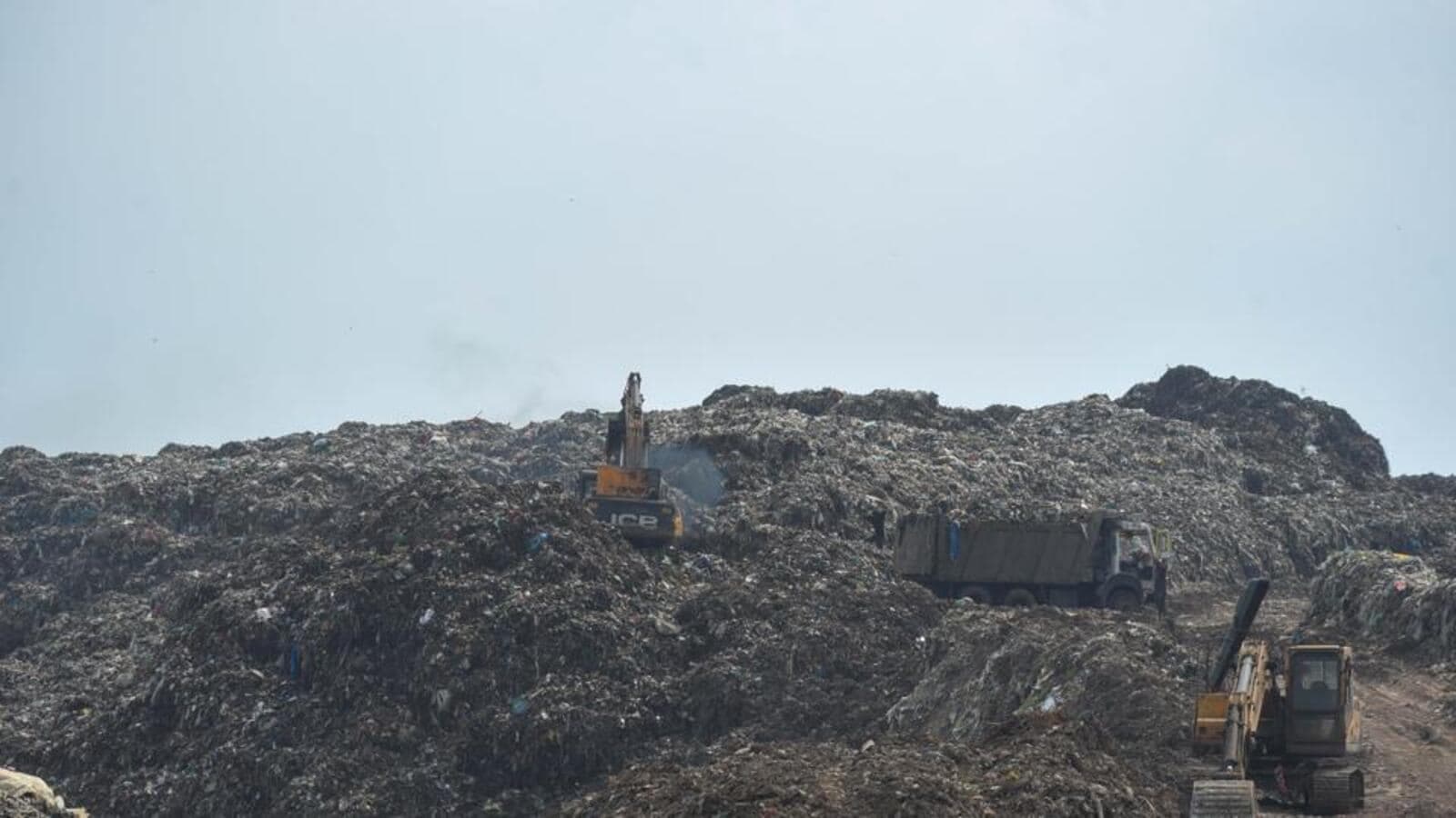 Gurugram Tackles Landfill Crisis: Waste-to-Charcoal Plant in the Works