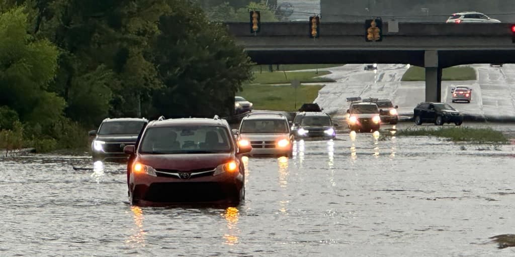 Deadly Floods Devastate Chattanooga, Rescue Efforts Underway