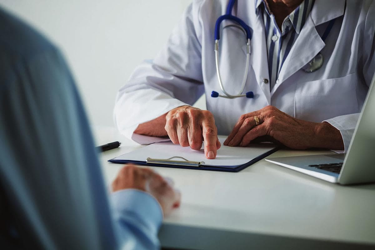 Doctors Warn: Medical Misinformation Surges, Harming Patient Care