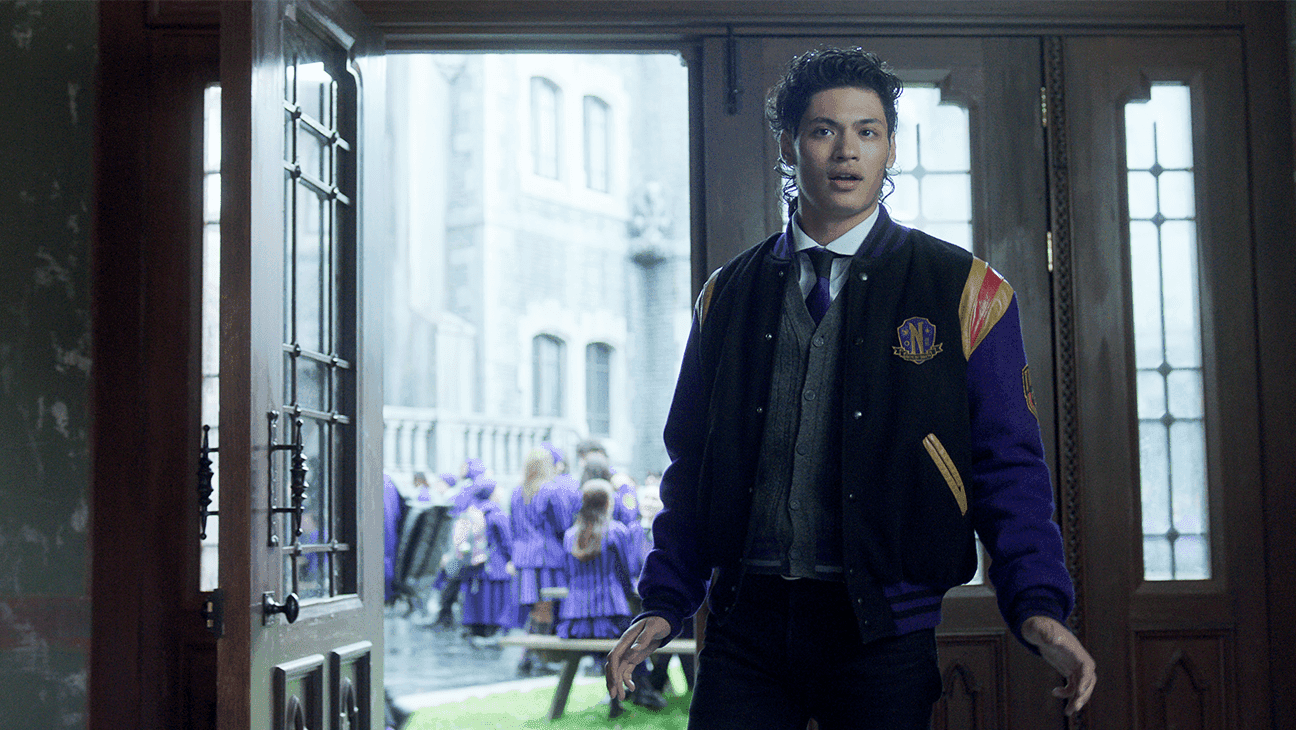 Werewolf Boyfriend's Secret Girlfriend Crushes Enid's Heart at Nevermore Academy