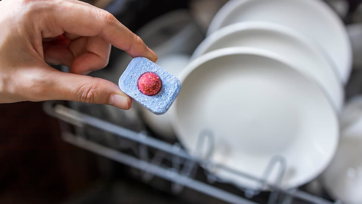 Dishwasher Detergents Linked to Gut Health Concerns, Warn TikTok Influencers