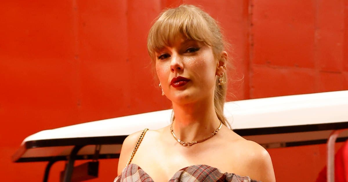 Taylor Swift Reclaims Music, Captivates Fans with Eras Tour