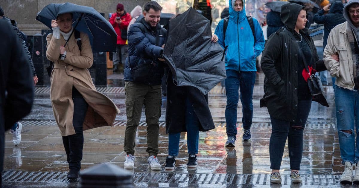 Tropical Storm Erin Brings Potential Thunderstorms and High Winds to UK