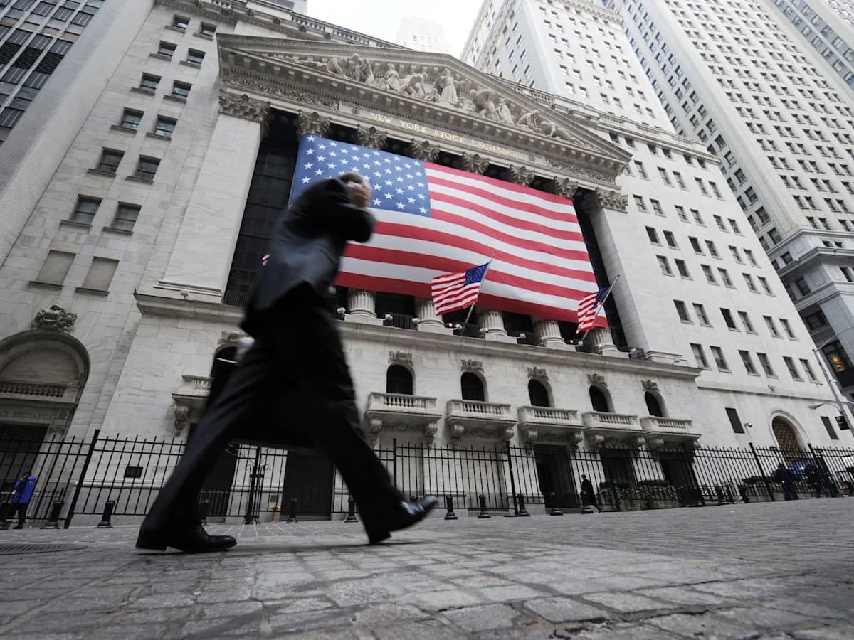 Vanguard Forecasts Stocks to Underperform Bonds Over Next 10 Years